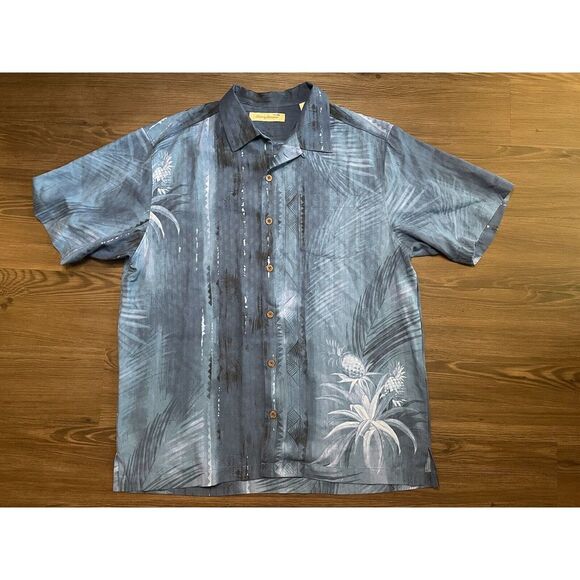 Tommy Bahama Other - Tommy Bahama Large 100% Silk‎ Blue Pineapple Palm Graphic Print S/S Button Up
